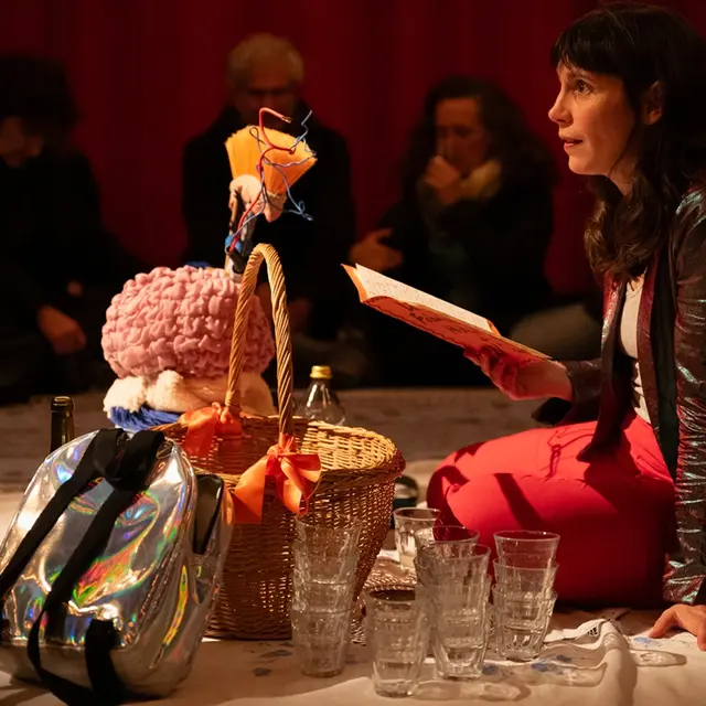 La tête loin des épaules_Avignon