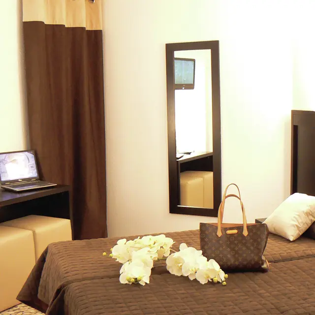 Hôtel Le Collier_Antibes