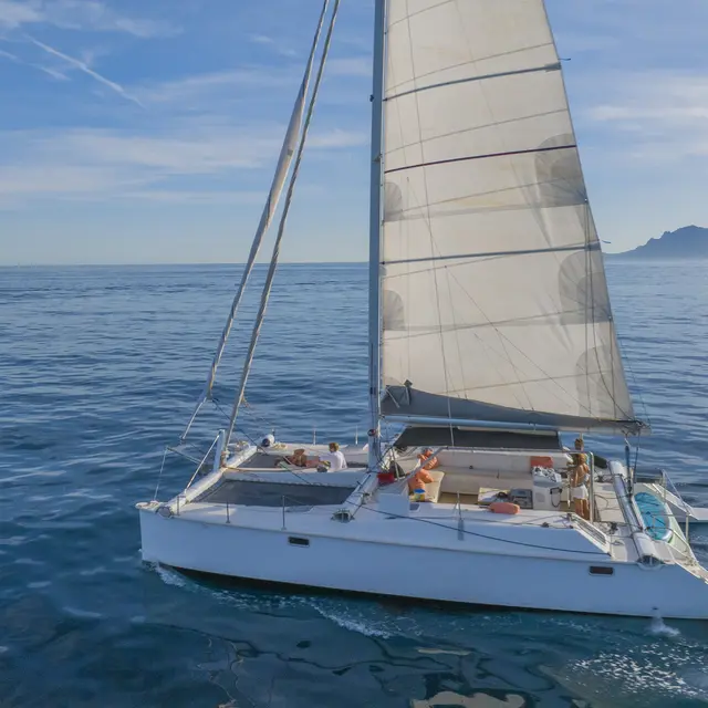 Excursions en bateau Black Tenders Events_Théoule-sur-Mer