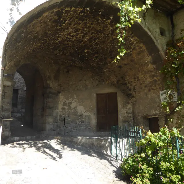 Porte de l’ancien château_Levens