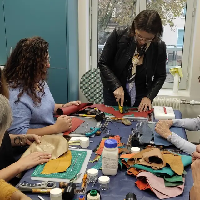 Atelier création : Maroquinerie cuir de carpe_Montluel