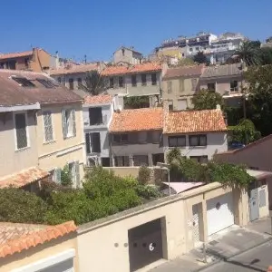 Location saisonnière Le Toit Marseille.jpg