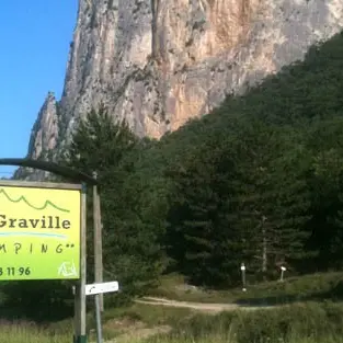 C LA GRAVILLE