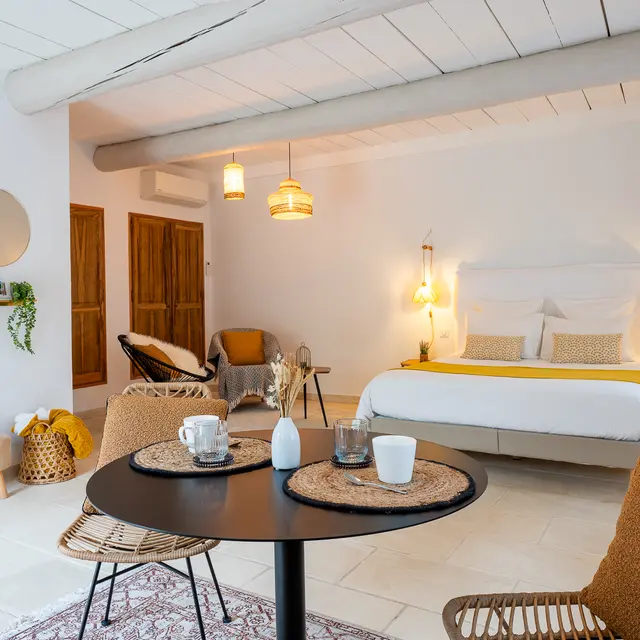 Le Champ des Oliviers