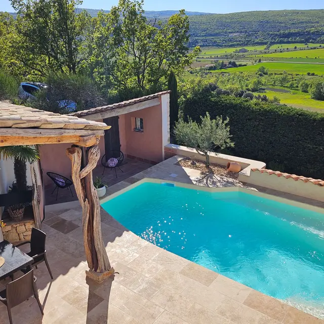 Domaine la Melette /  gîte Le Mazet_Simiane-la-Rotonde