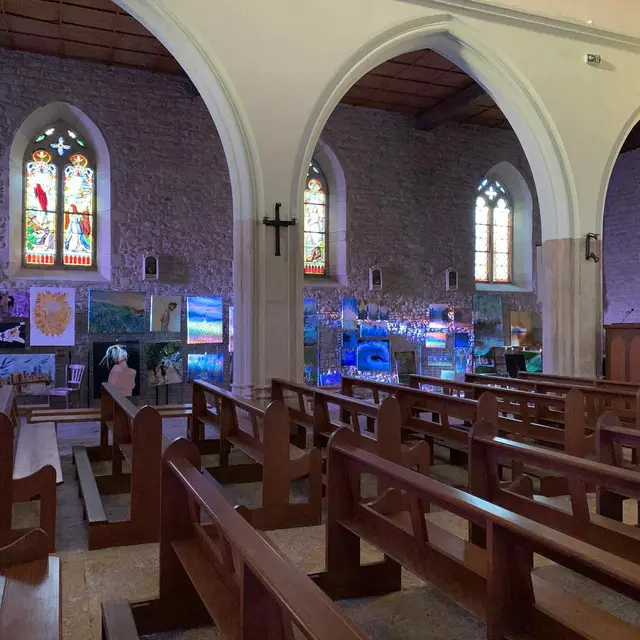 Église Saint-Julien : Exposition de peinture_Chaleins