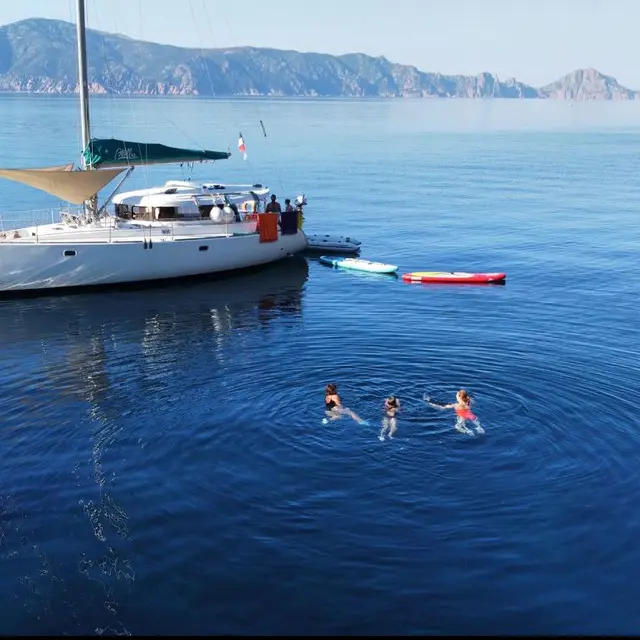 Compagnie d'excursions en mer