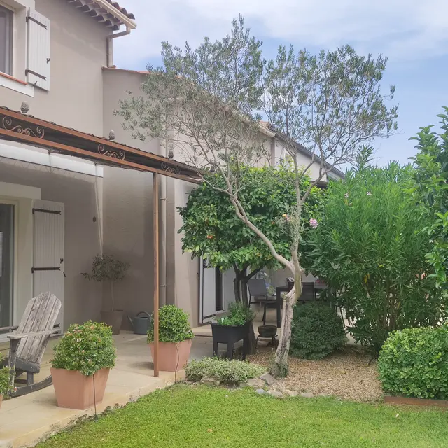 Terrasses vues du Jardin