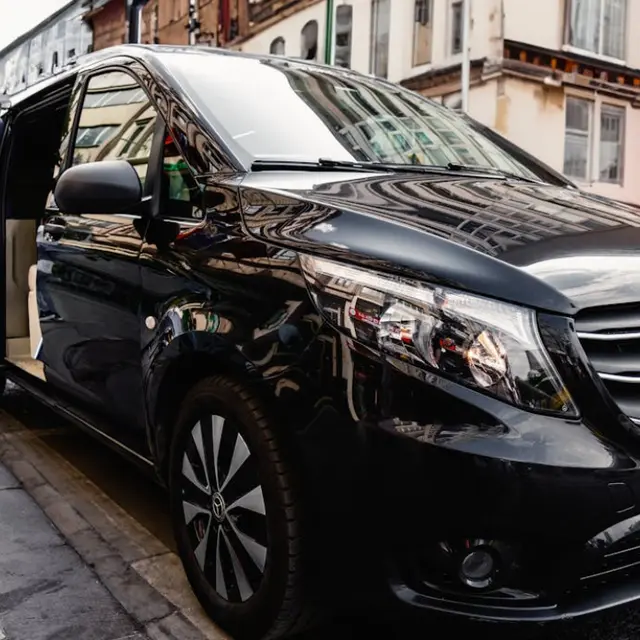 Chauffeur Privé en Van 7 Places