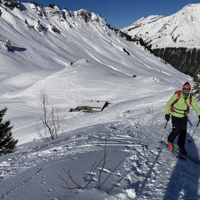 Ski de randonnée vers la Golèse_Samoëns