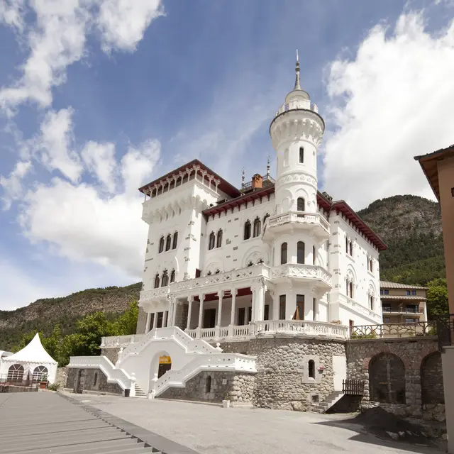 Le Château des Magnans : résidence de Tourisme à Jausiers