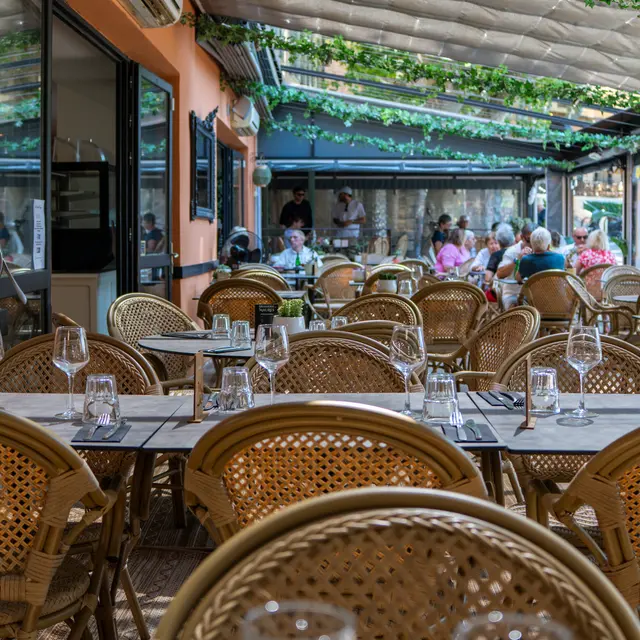 Le Café du Progrès_Bormes-les-Mimosas