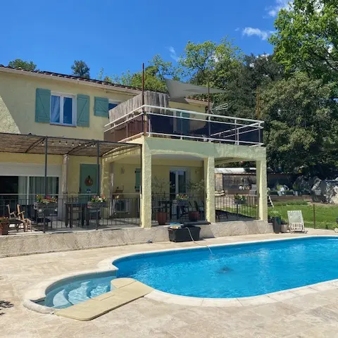 L'Éveil en Provence_Entrecasteaux