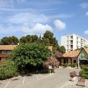Hôtel restaurant Campanile Marseille.jpg
