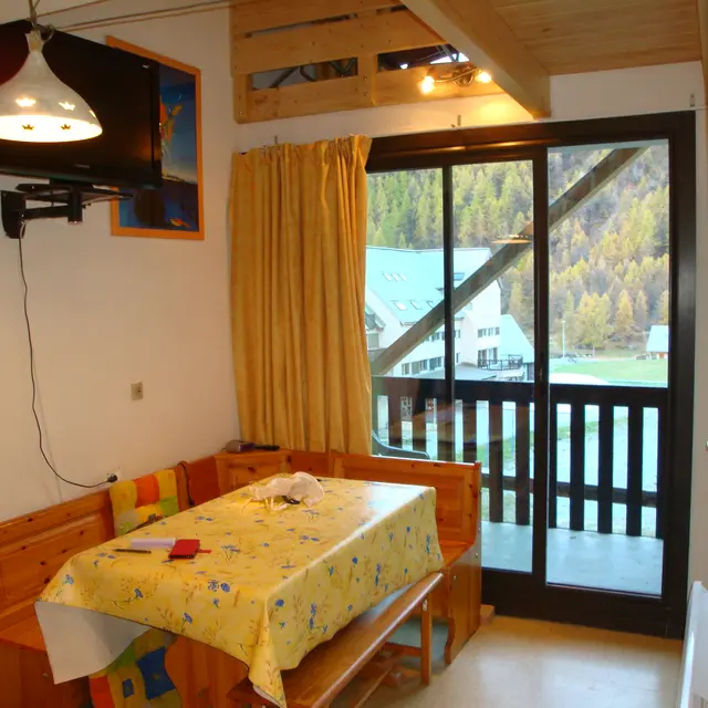 Séjour - Les Aurans 335M RÉALLON