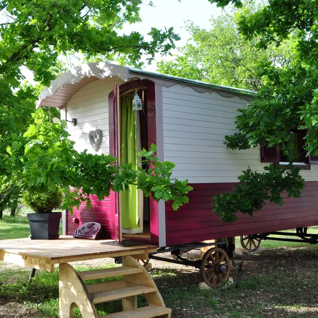 La roulotte chic et boheme_Mazan