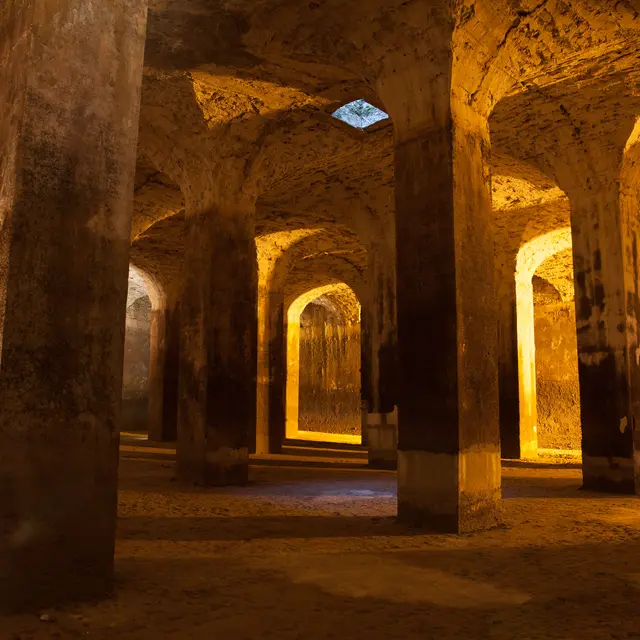Cathédrale souterraine (citerne du château) - Saint Martin de Pallières