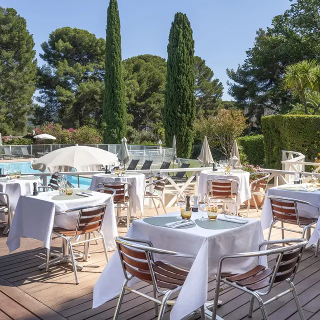 Restaurant La Pinède - Grand Hôtel des Lecques