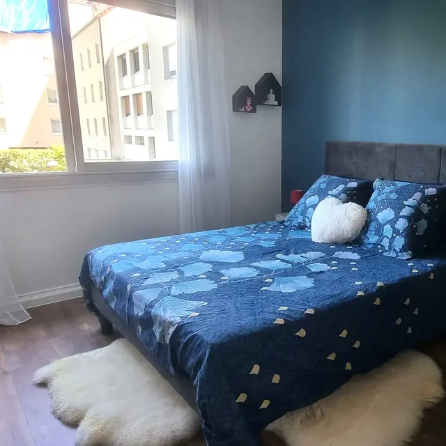 Chambre avec lit de 160 cm x 200 cm