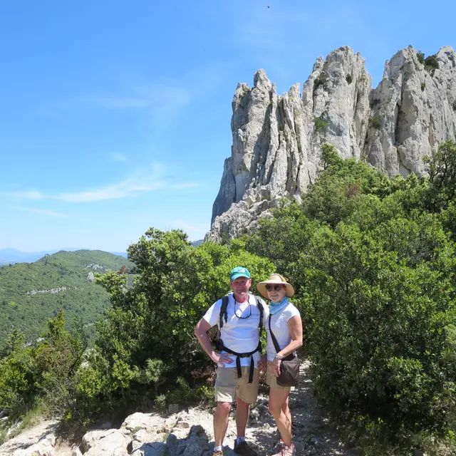 Randonnee dans les Dentelles au pied du Mont Ventoux