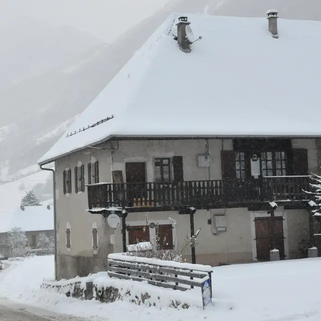 Appartement Cheminée - Mme Lentes