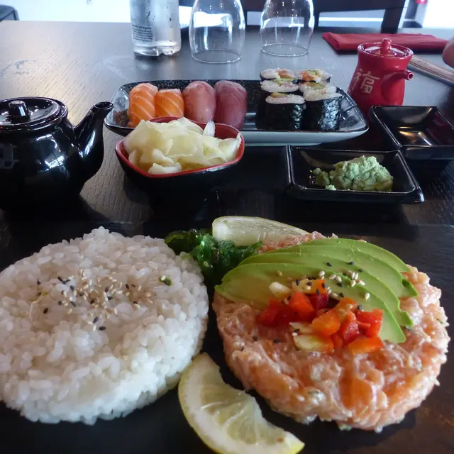 Restaurant Cosmo Sushi