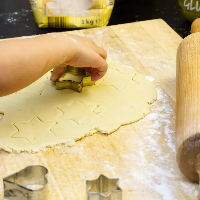 Atelier de pâtisserie enfants - L'Antre des créateurs_Saint-Just Saint-Rambert