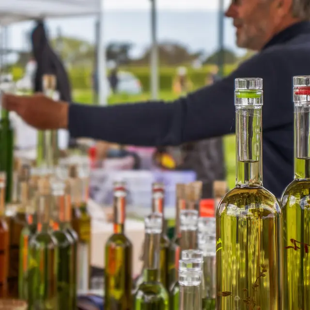 Folie(s) Végétales 2026 - Stand découverte de la distillation_Thonon-les-Bains