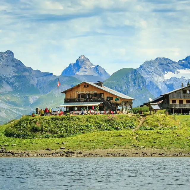 Refuge du Lac de Gers été