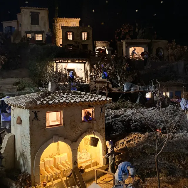 Crèche blanche_Saint-Saturnin-lès-Avignon