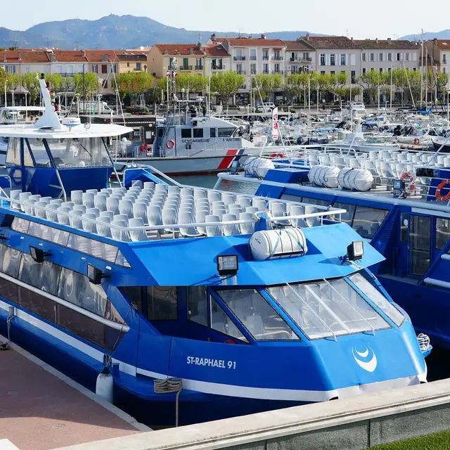 Les bateaux Bleus