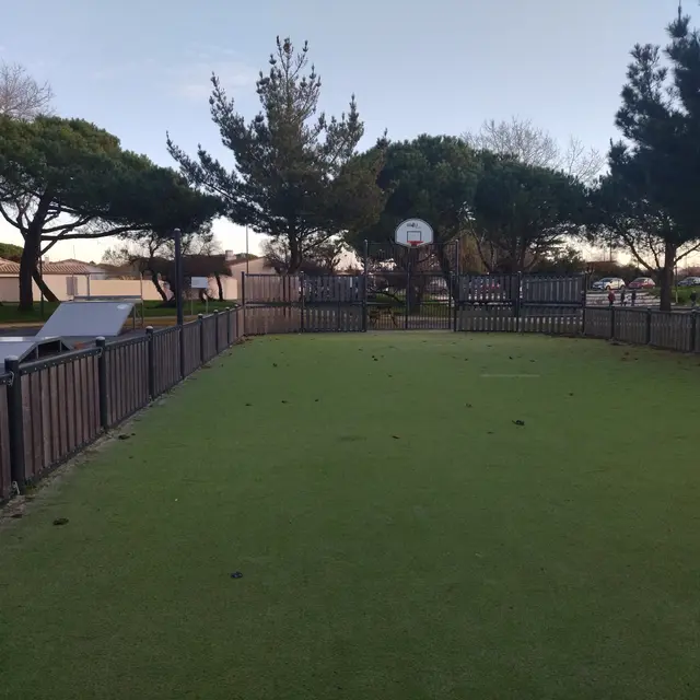 Terrain de basket du Bois-Plage-en-Ré