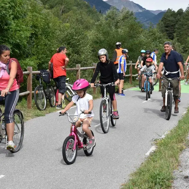 Concentration cycliste_Isola