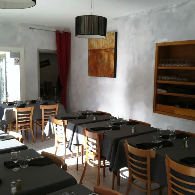 Salle de restaurant du Pidanoux