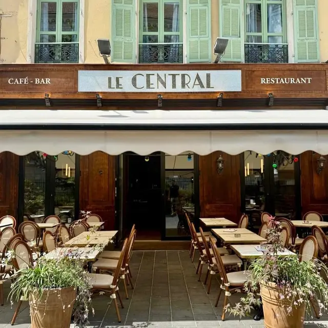 Restaurant LE CENTRAL.jpeg
