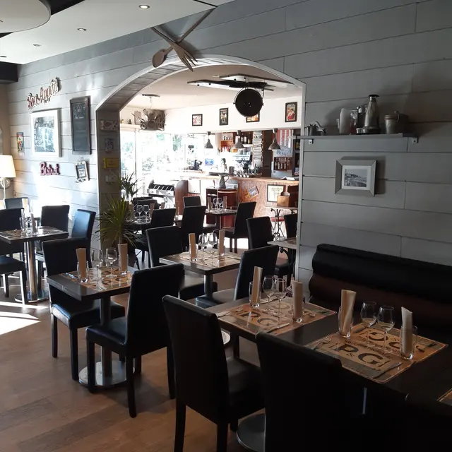 Restaurant Vinothèque Planches & Gamelles