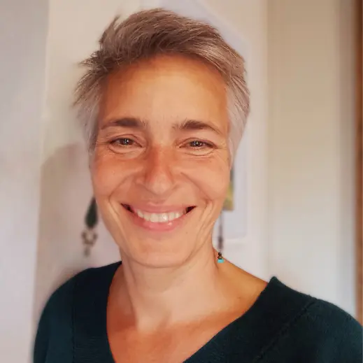 Charlotte Trousseau - Massages, chant et yoga_Le Noyer
