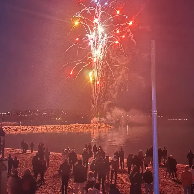 Feu d'Artifice de la Nouvelle Année_Cavalaire-sur-Mer