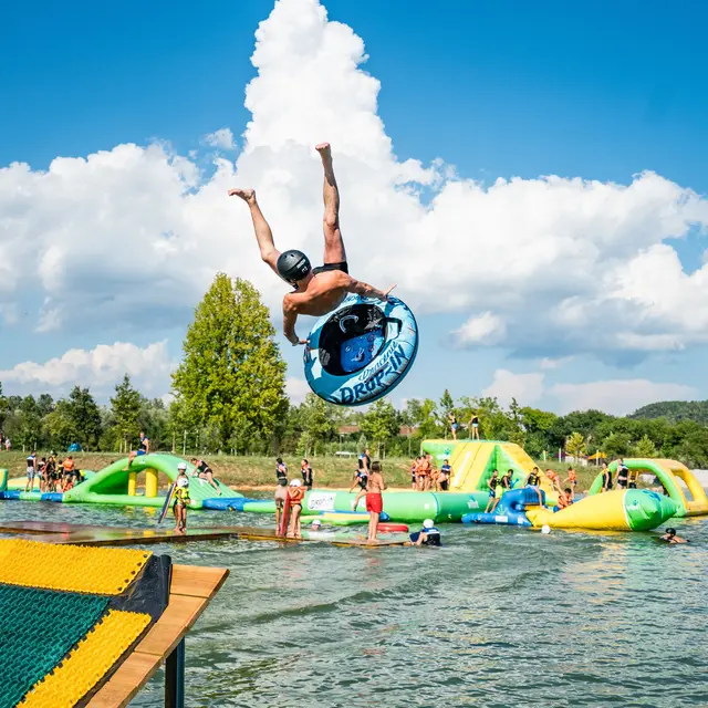 Drop-In Dracénie Water Jump Parc