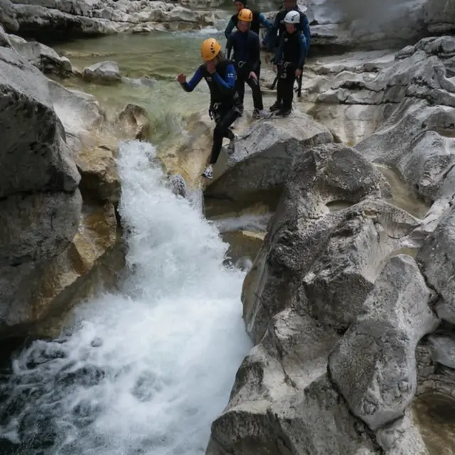 Canyoning avec Des Guides pour l'Aventure_Trigance