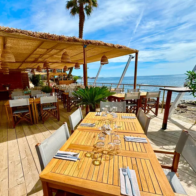 La Crique restaurant & bar de plage Sainte-Maxime