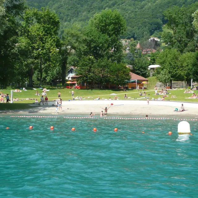 Plage de La Brune à Veyrier-du-Lac