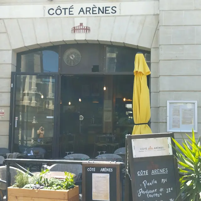 Coté arènes_Arles