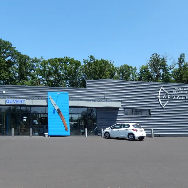Coutellerie Arbalète G. David.PNG