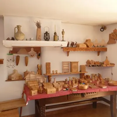 Atelier bois Perron Emmanuel Ceillac