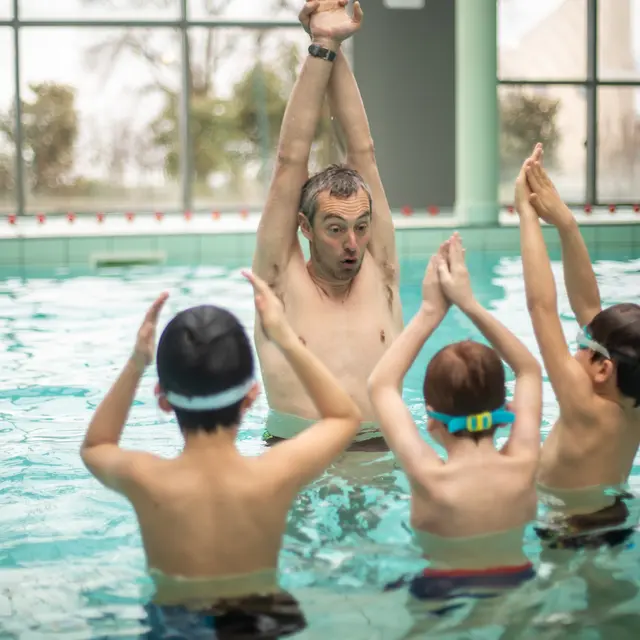 Ecole de natation des pieds dans l'eau_Saint-Paul-en-Chablais
