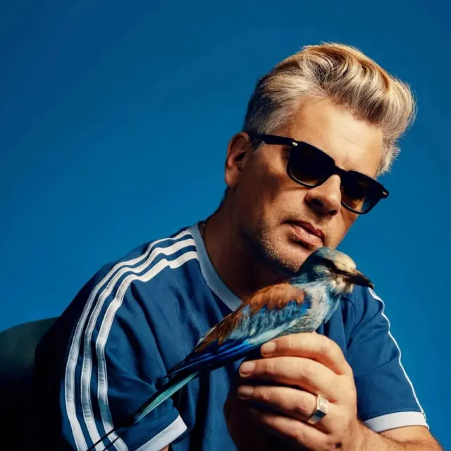 Benjamin Biolay en concert au Théatre Antique_Vaison-la-Romaine