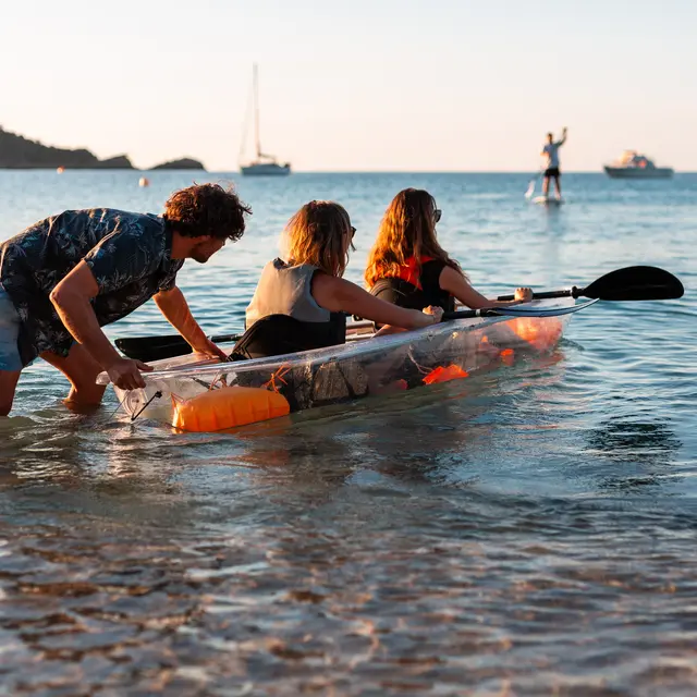 Clear Kayak - Location de kayak à fond transparent_Le Lavandou