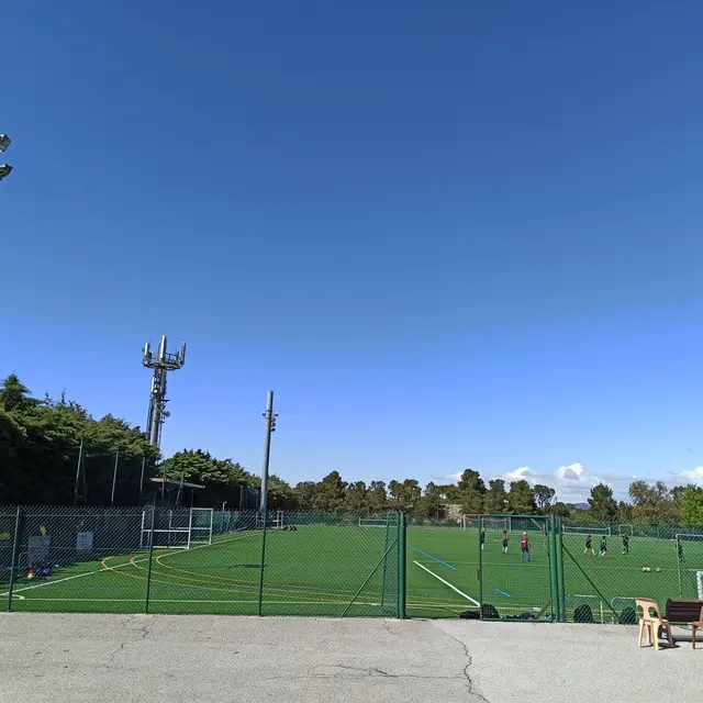 Stade Marie Louise Raymond