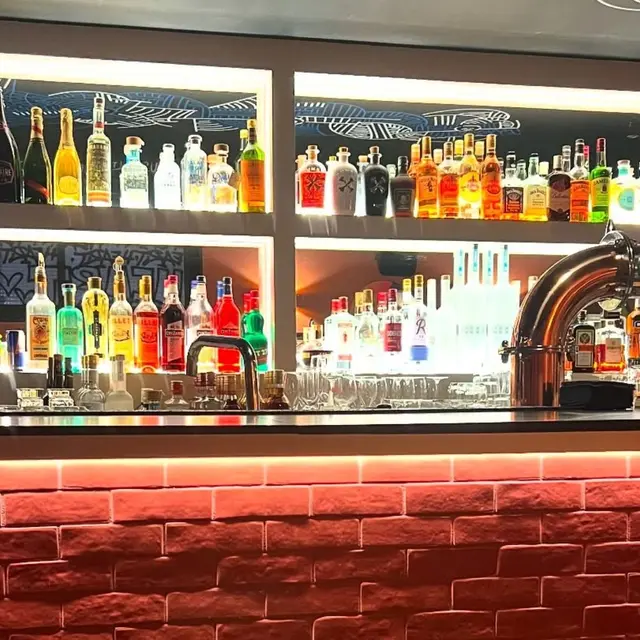 Heart secret bar_Sanary-sur-Mer